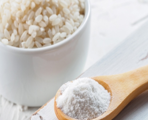 Syrup Powder and Maltodextrin from Rice in wooden Spoon